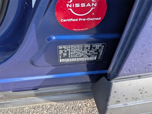 Used 2021 Nissan Rogue SV w/ Premium Package image 25