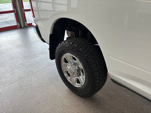 Certified 2022 RAM 2500 Tradesman AWD/4WD image 36