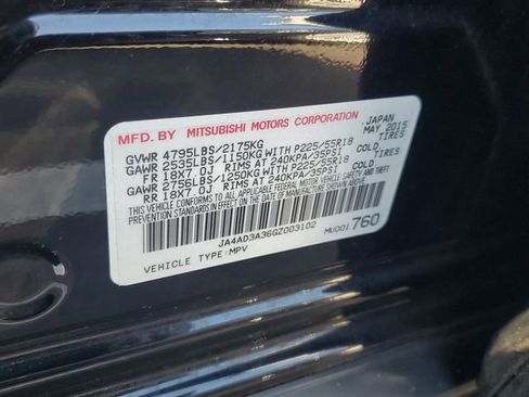 Used 2016 Mitsubishi Outlander FWD image 30