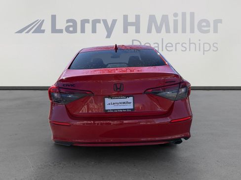 Used 2022 Honda Civic Sport image 7