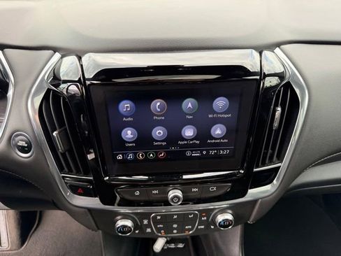 Certified 2023 Chevrolet Traverse LT w/ LT Premium Package AWD/4WD image 20