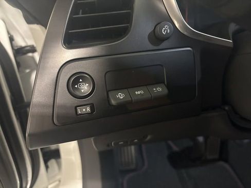 Used 2017 Chevrolet Corvette Grand Sport RWD image 16