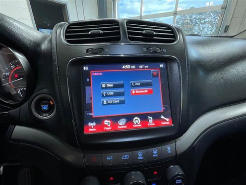 Used 2019 Dodge Journey Crossroad w/ Popular Equipment Group image 16