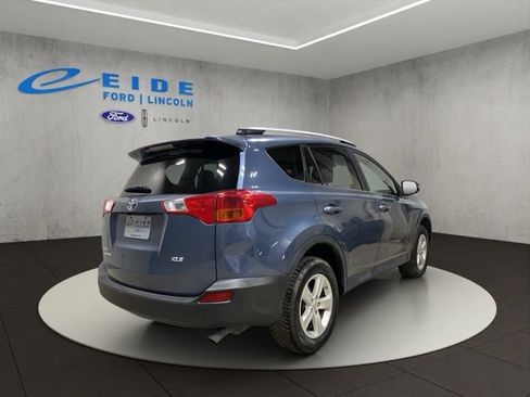 Used 2013 Toyota RAV4 XLE FWD image 10