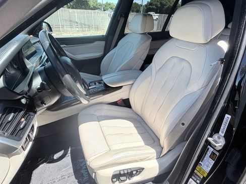 Used 2017 BMW X5 xDrive40e w/ Premium Package AWD/4WD image 8
