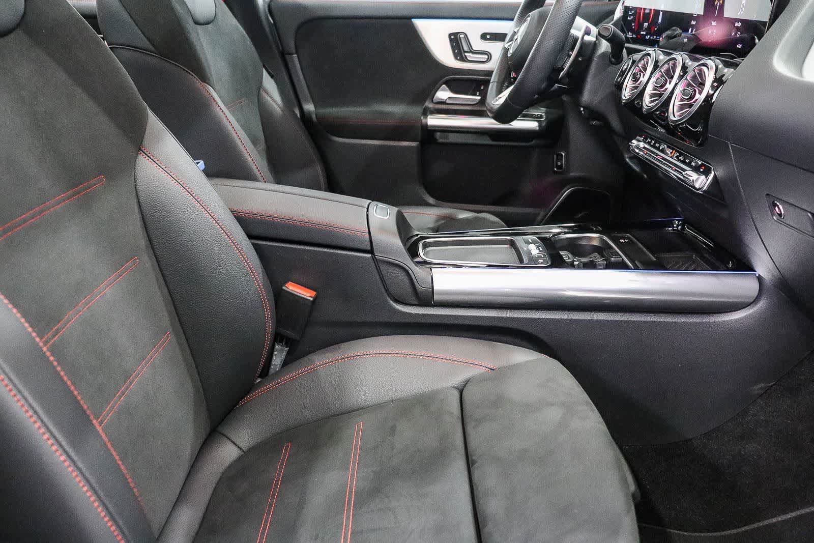 Certified 2026 Mercedes-Benz GLA 35 AMG 4MATIC image 21