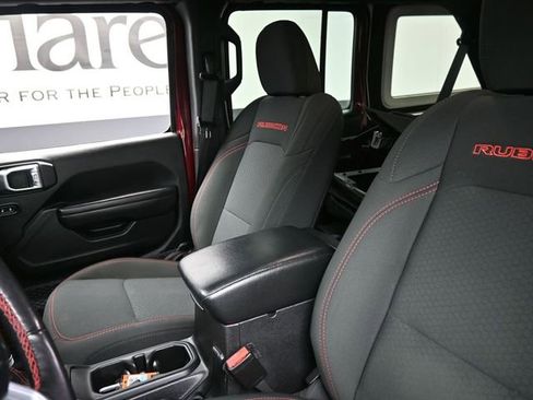 Used 2021 Jeep Wrangler Unlimited Rubicon w/ Cold Weather Group image 16