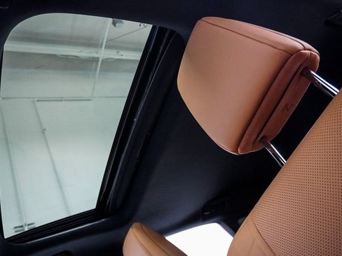 Used 2023 Lexus RX 350 Premium image 8