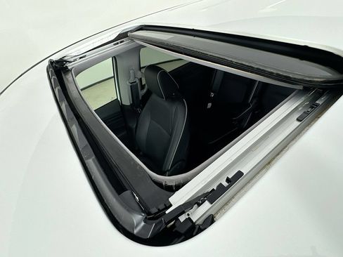 Used 2022 Honda Odyssey Elite image 29