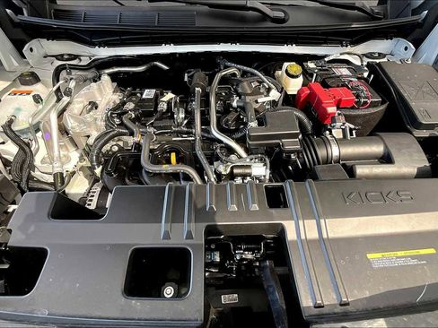 New 2026 Nissan Kicks SV image 16