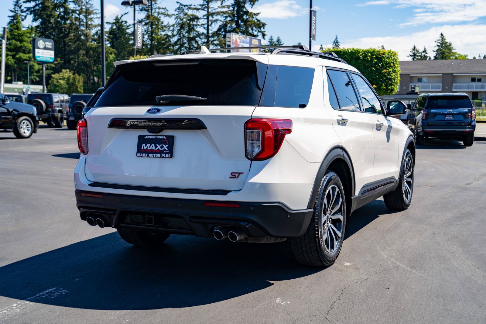 Used 2021 Ford Explorer ST w/ Equipment Group 401A AWD/4WD image 10