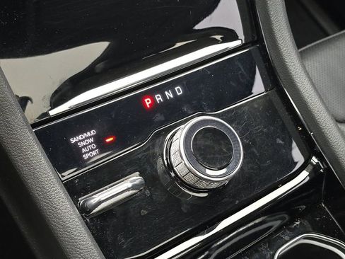 Used 2022 Jeep Grand Cherokee L Limited w/ Luxury Tech Group II image 22