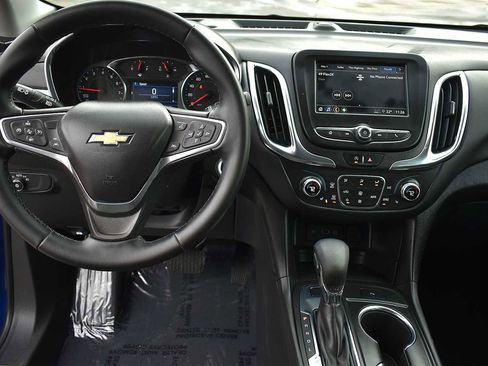 Used 2023 Chevrolet Equinox LT image 14