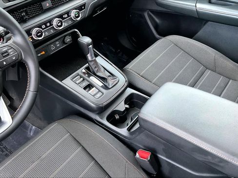 Used 2025 Honda CR-V Sport image 16