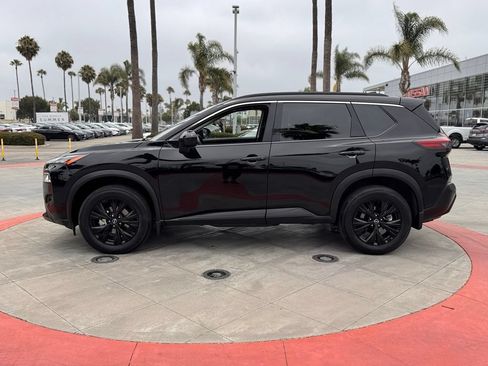Certified 2023 Nissan Rogue SV w/ SV Premium B Package FWD image 5
