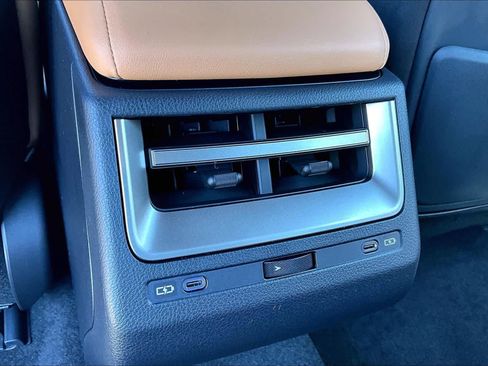 New 2026 Lexus ES 350e FWD image 13