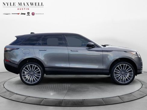 Used 2019 Land Rover Range Rover Velar R-Dynamic SE image 16