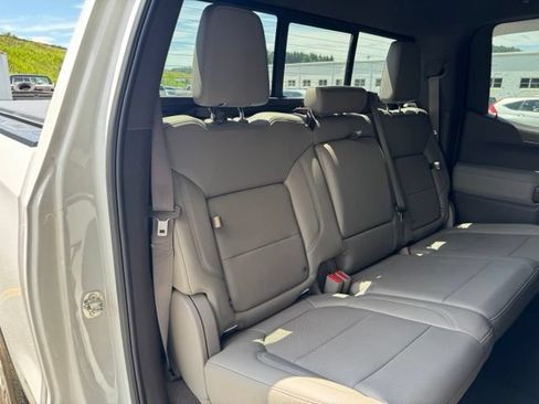 Used 2019 GMC Sierra 1500 SLT w/ SLT Premium Plus Package AWD/4WD image 12