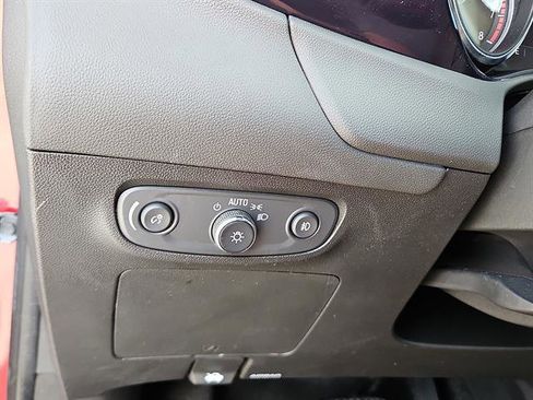 Used 2023 Buick Encore GX Select image 15