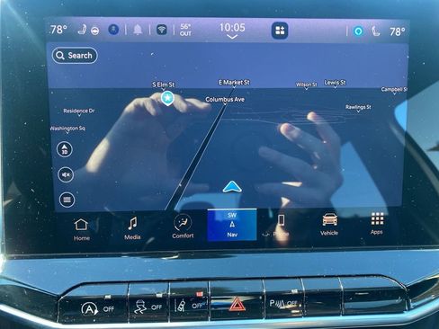 Used 2025 Jeep Compass Limited w/ High Altitude Package image 26