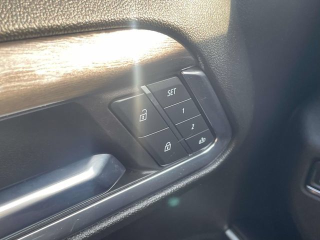 Used 2024 Chevrolet Silverado 1500 LTZ AWD/4WD image 24