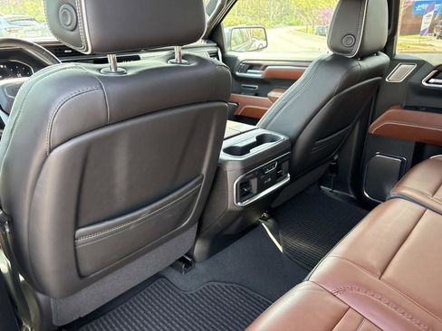 Used 2024 GMC Sierra 1500 Denali Ultimate image 30
