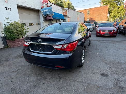 Used 2011 Hyundai Sonata GLS FWD image 12