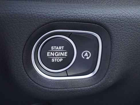 Certified 2026 Mercedes-Benz GLE 350 4MATIC image 32