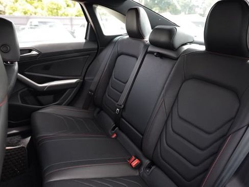 Used 2021 Volkswagen Jetta GLI FWD image 11