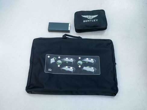 Used 2022 Bentley Continental GT V8 image 97