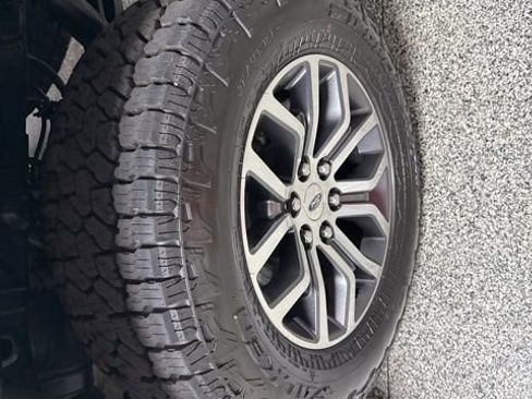 Used 2021 Ford F150 Lariat w/ Equipment Group 501A Mid image 16