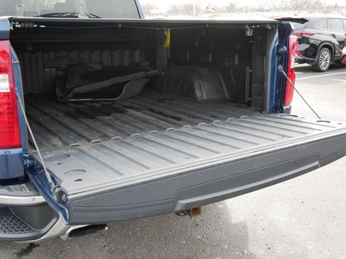 Used 2021 Chevrolet Silverado 1500 LT image 18