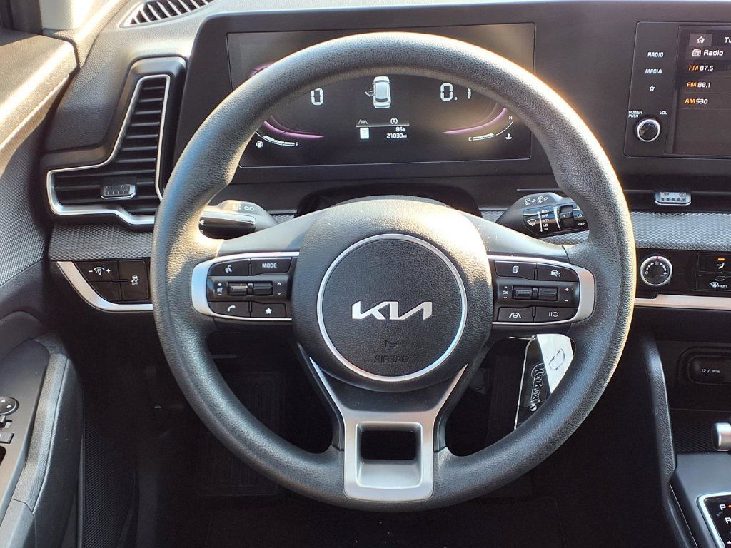 Used 2023 Kia Sportage LX FWD image 13