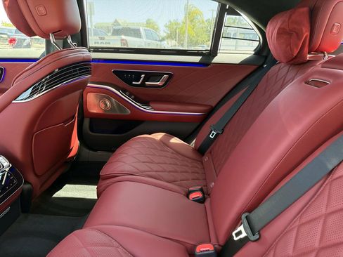 New 2026 Mercedes-Benz S 580e 4MATIC Sedan image 13