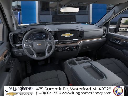 New 2026 Chevrolet Silverado 2500 LT w/ Z71 Chrome Sport Edition AWD/4WD image 15