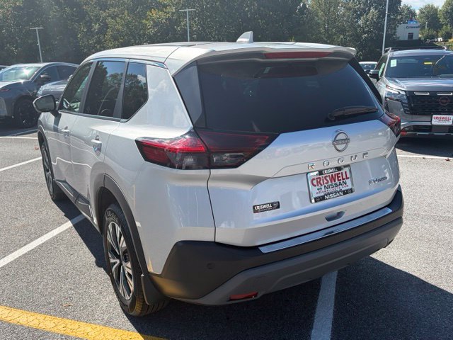 Used 2023 Nissan Rogue SV AWD/4WD image 3