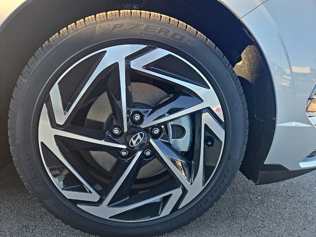 New 2026 Hyundai Sonata SEL FWD image 4