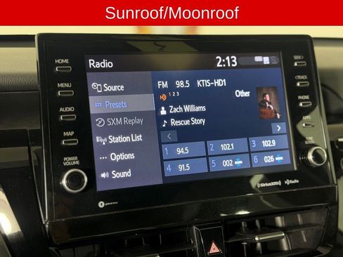Used 2022 Toyota Camry XLE FWD image 4