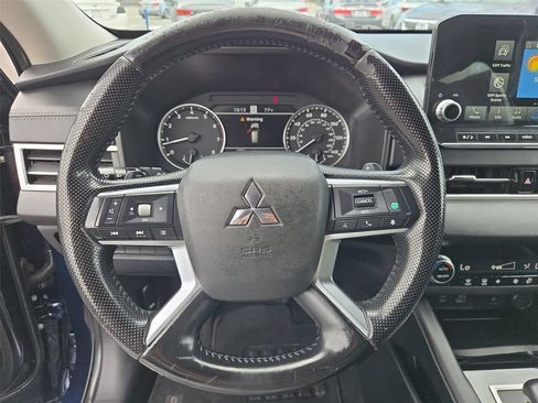 Used 2022 Mitsubishi Outlander SE FWD image 36