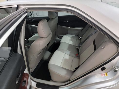 Used 2013 Toyota Camry XLE image 15