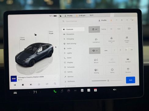 Used 2022 Tesla Model Y Long Range AWD/4WD image 26