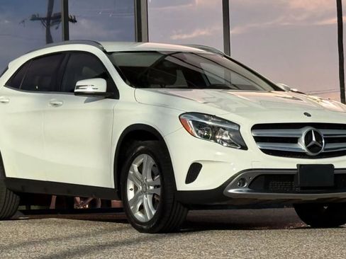 Used 2015 Mercedes-Benz GLA 250 4MATIC image 18