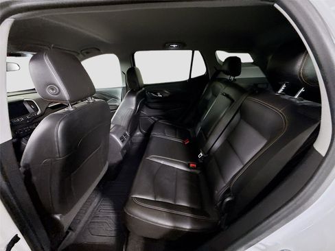 Used 2021 GMC Terrain SLT image 16