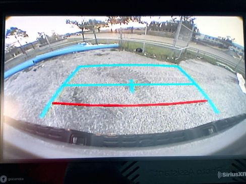 Used 2020 Toyota Tacoma TRD Sport w/ Technology Package image 25