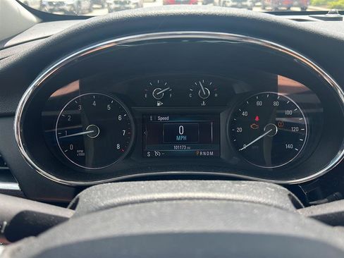 Used 2017 Buick Encore Essence FWD image 5