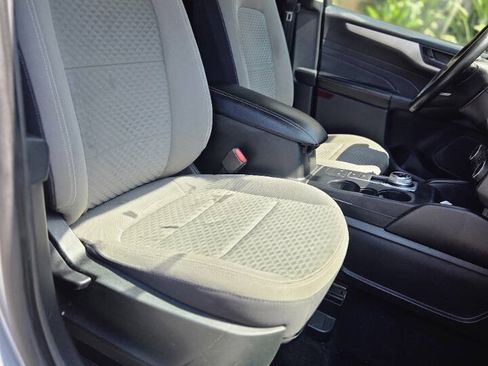 Used 2022 Ford Escape SE w/ Convenience Package FWD image 21