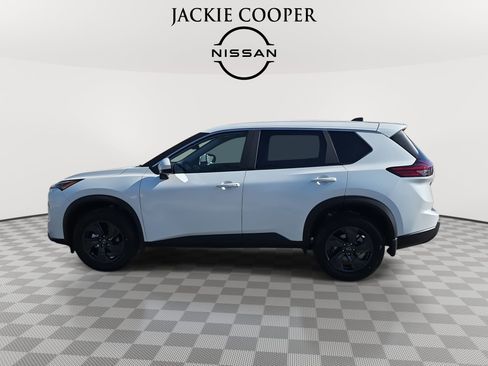 New 2026 Nissan Rogue SV w/ Cold Weather Package FWD image 8