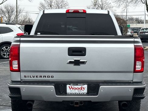 Used 2018 Chevrolet Silverado 1500 LTZ Z71 w/ Redline Edition image 8