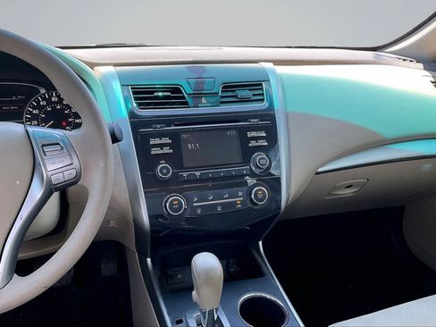 Used 2015 Nissan Altima 2.5 S w/ Power Driver Seat Package FWD image 6