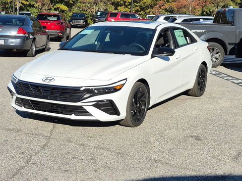 New 2026 Hyundai Elantra Sport FWD image 2
